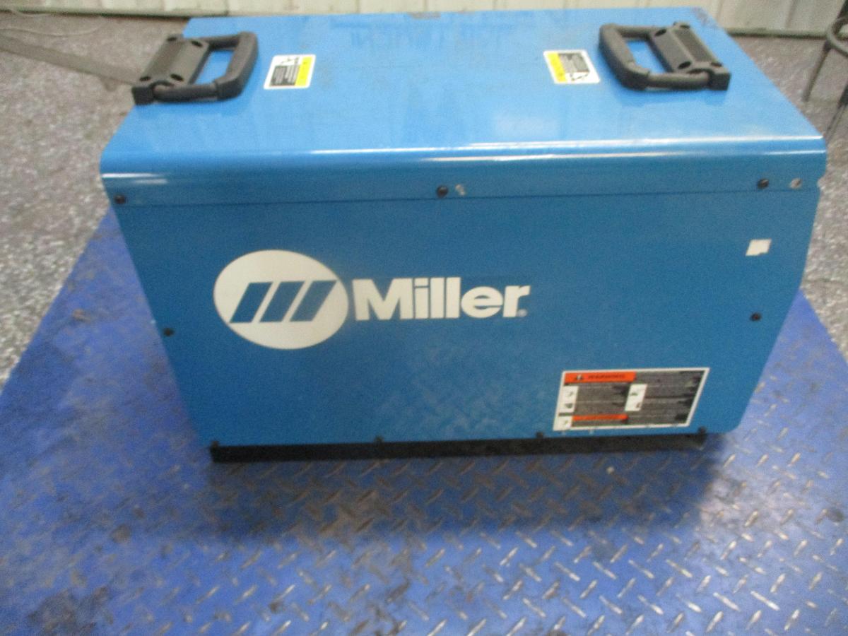 Used MILLER XMT 456 CC/CV DC INVERTER ARC WELDER
