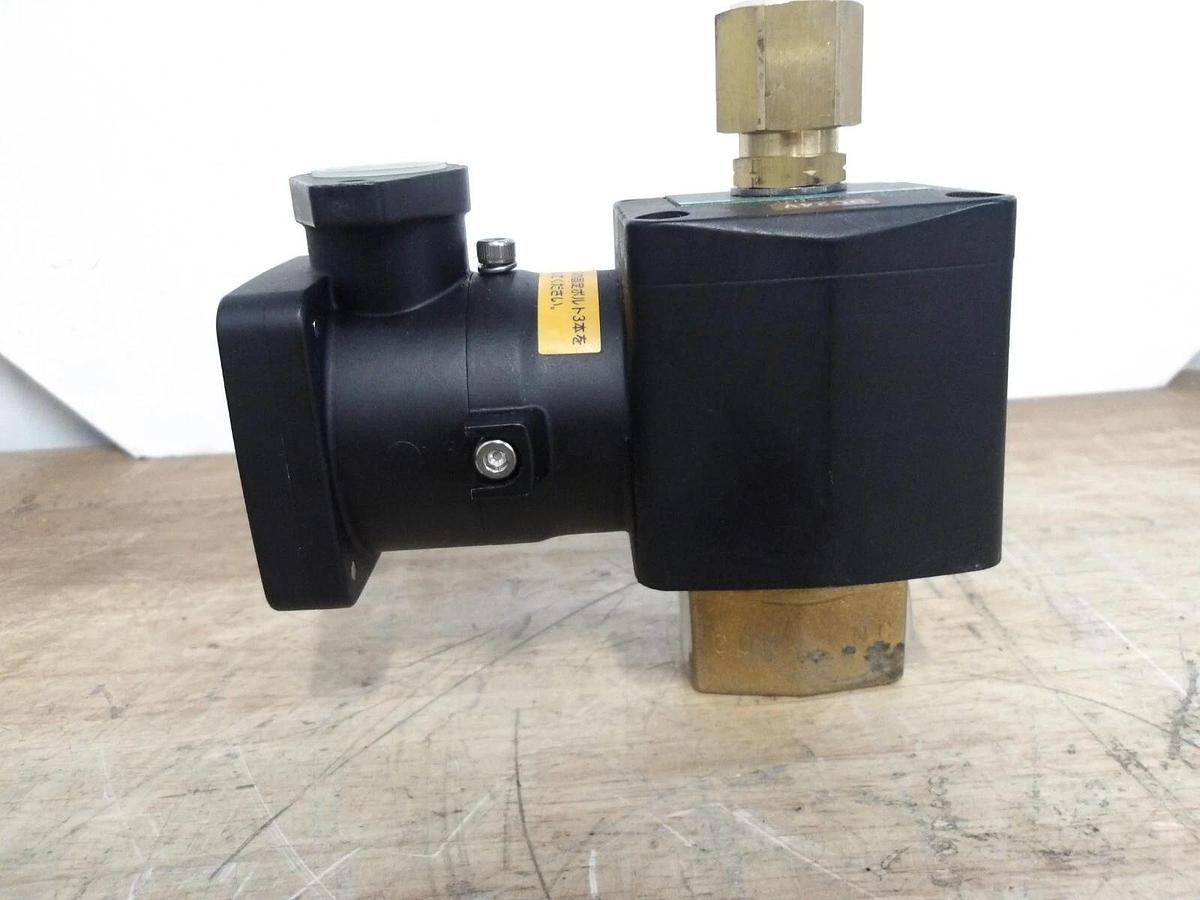 Used CKD 3/8" BRASS SOLENOID VALVE AG41E4-03-2, #691140G NEW