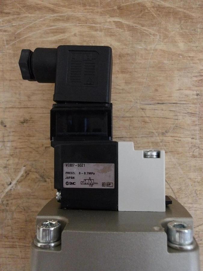SMC 1-1/2" SOLENOID COOLANT VALVE YNC511A-32A-50Z, #324142G NIB
