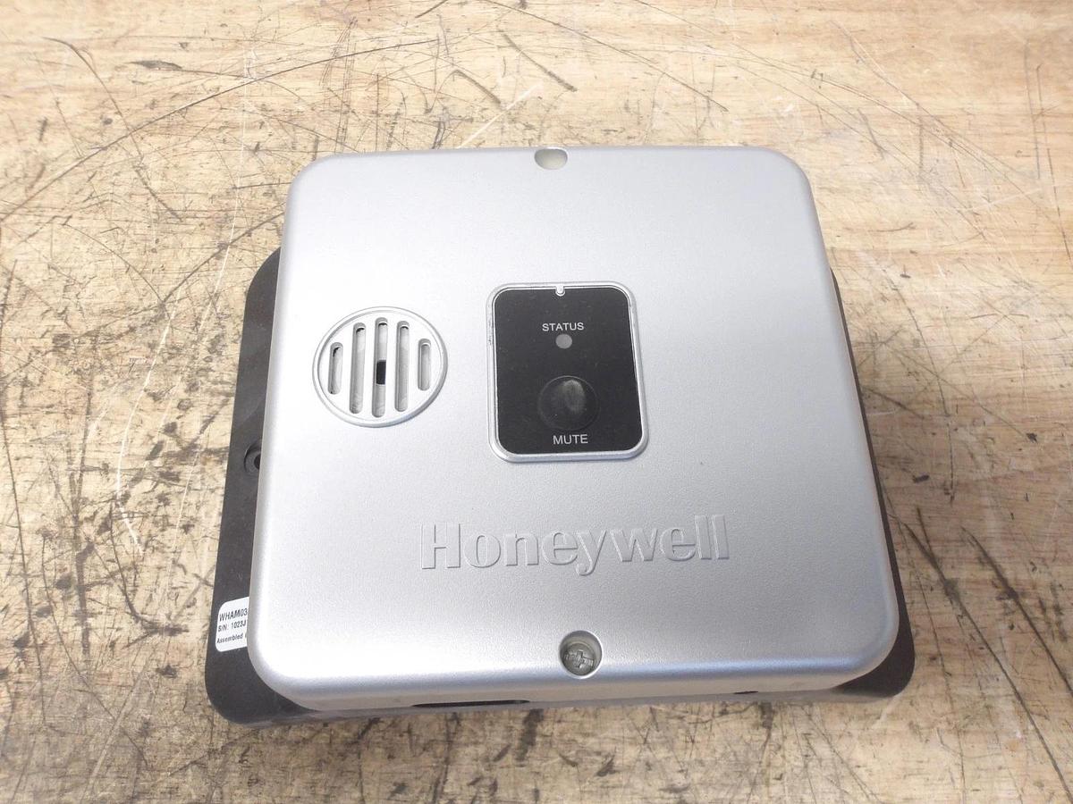 BRADFORD WHITE HONEYWELL 239-47872-00 ACCESSORY MODULE, #428236G NIB