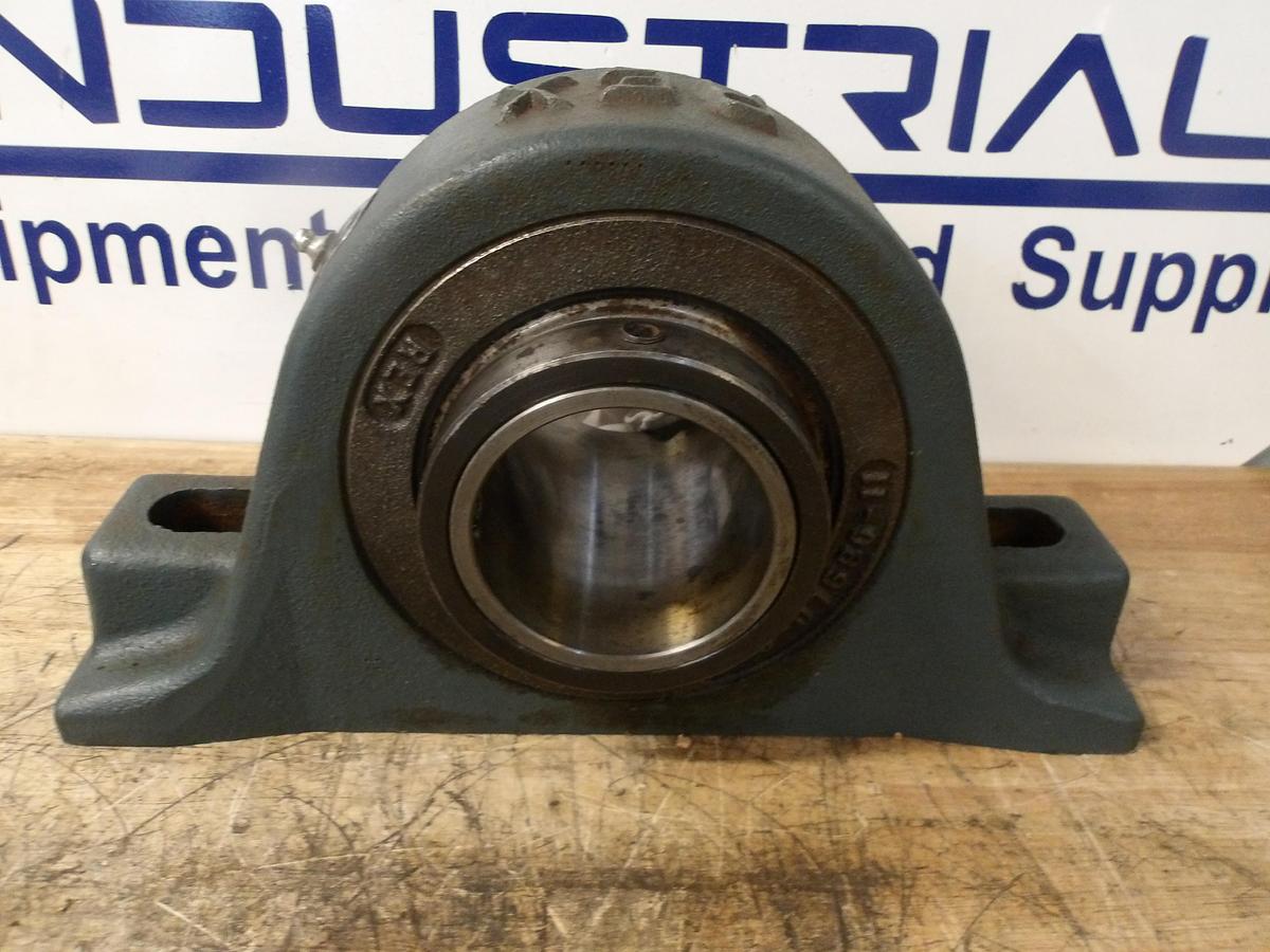 Used REXNORD ZPS-5215 PILLOW BLOCK BEARING, 2-7/8" BORE