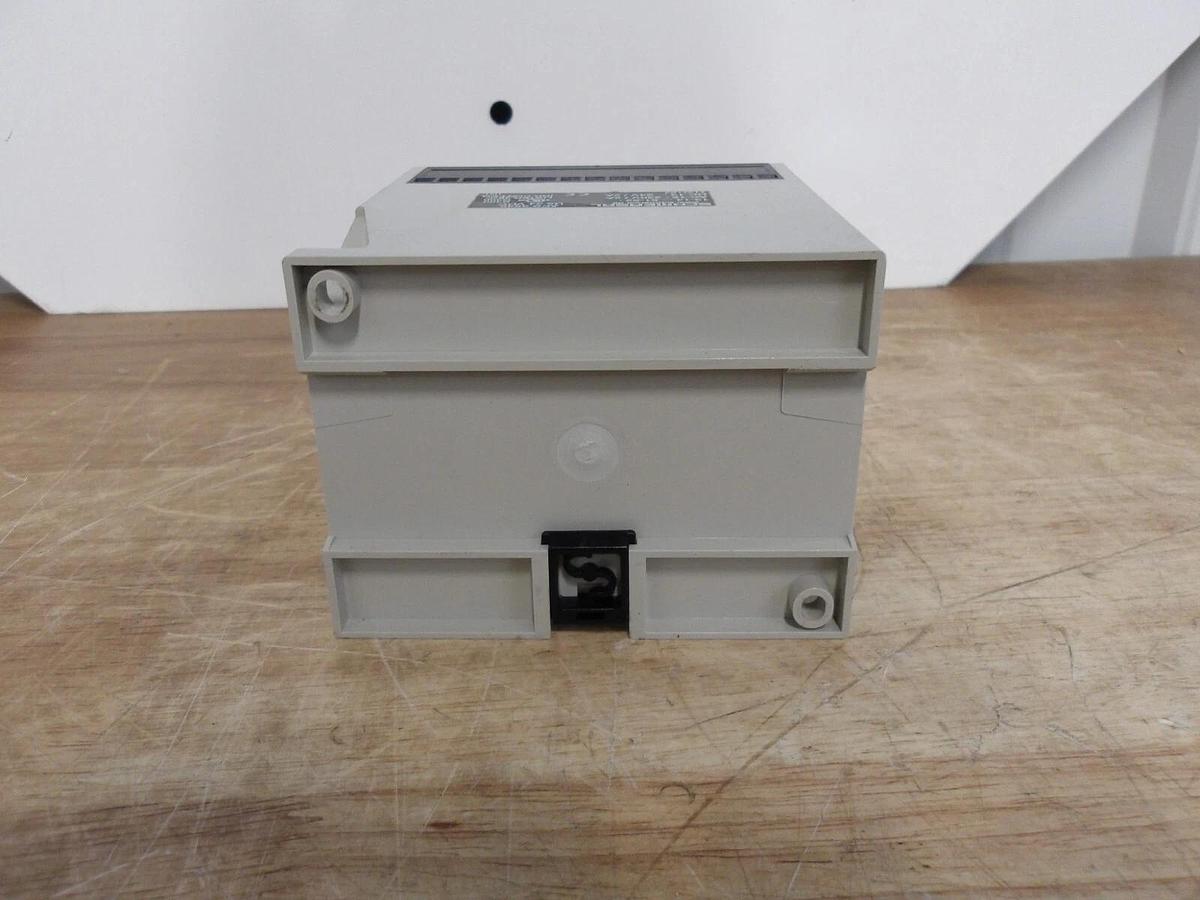SCHMERSAL AES 3535 24 VDC SAFETY CONTROLLER, #3121140G NIB