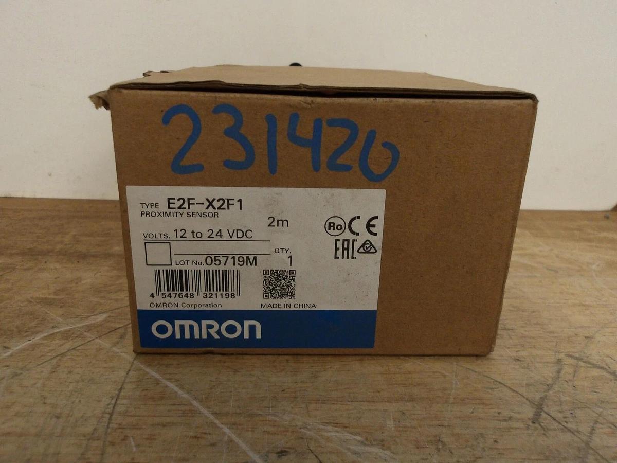 OMRON E2F-X2F1 PROXIMITY SENSOR, #5221143G NIB