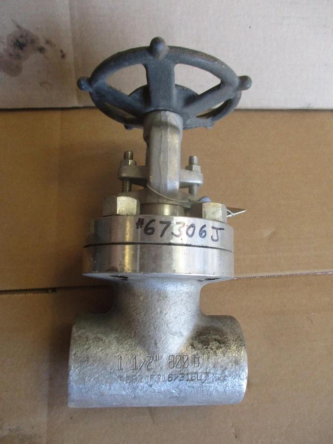 Used VOGT 1-1/2" STAINLESS GATE VALVE, #67306J NEW