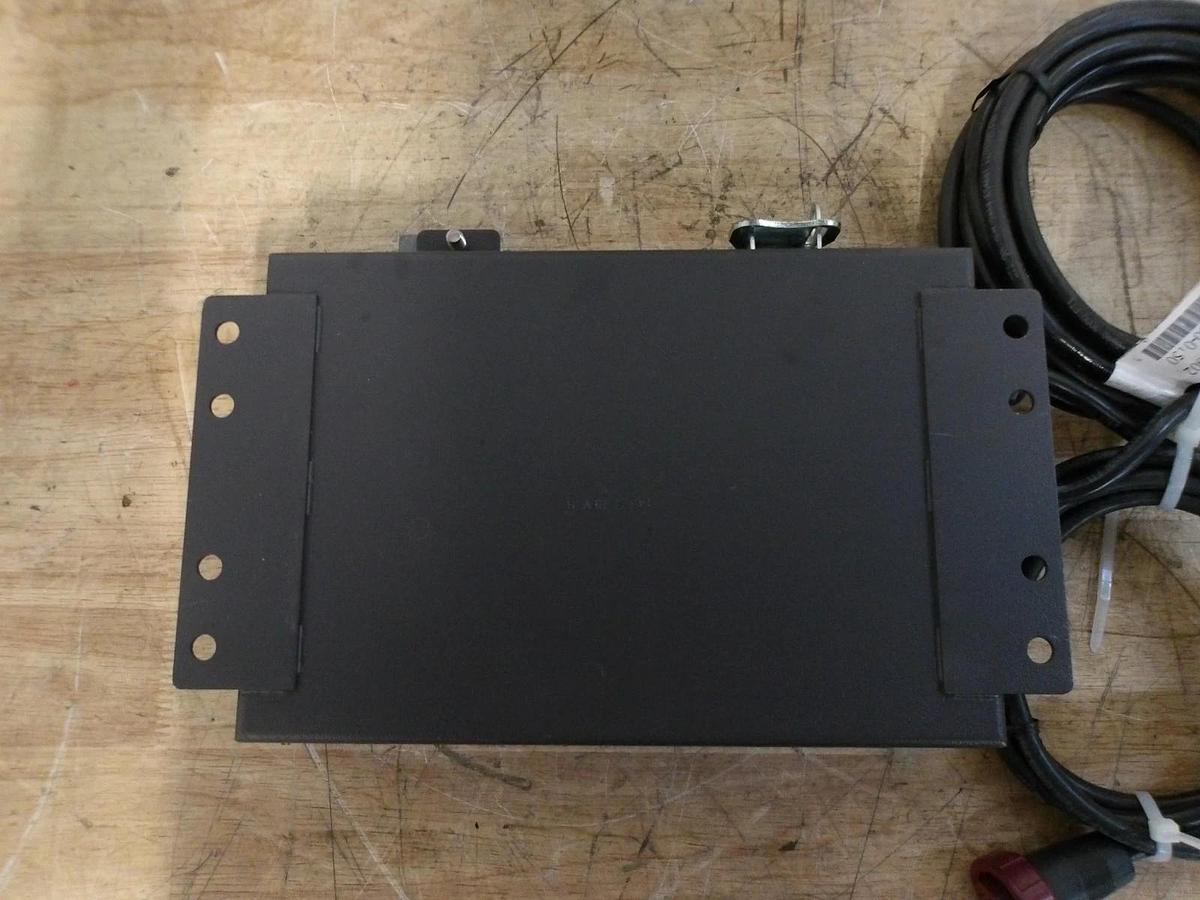Used SIT LCC-LB-ACLU LIGHT CURTAIN CONTROLLER, 115 V, #7181032G NEW