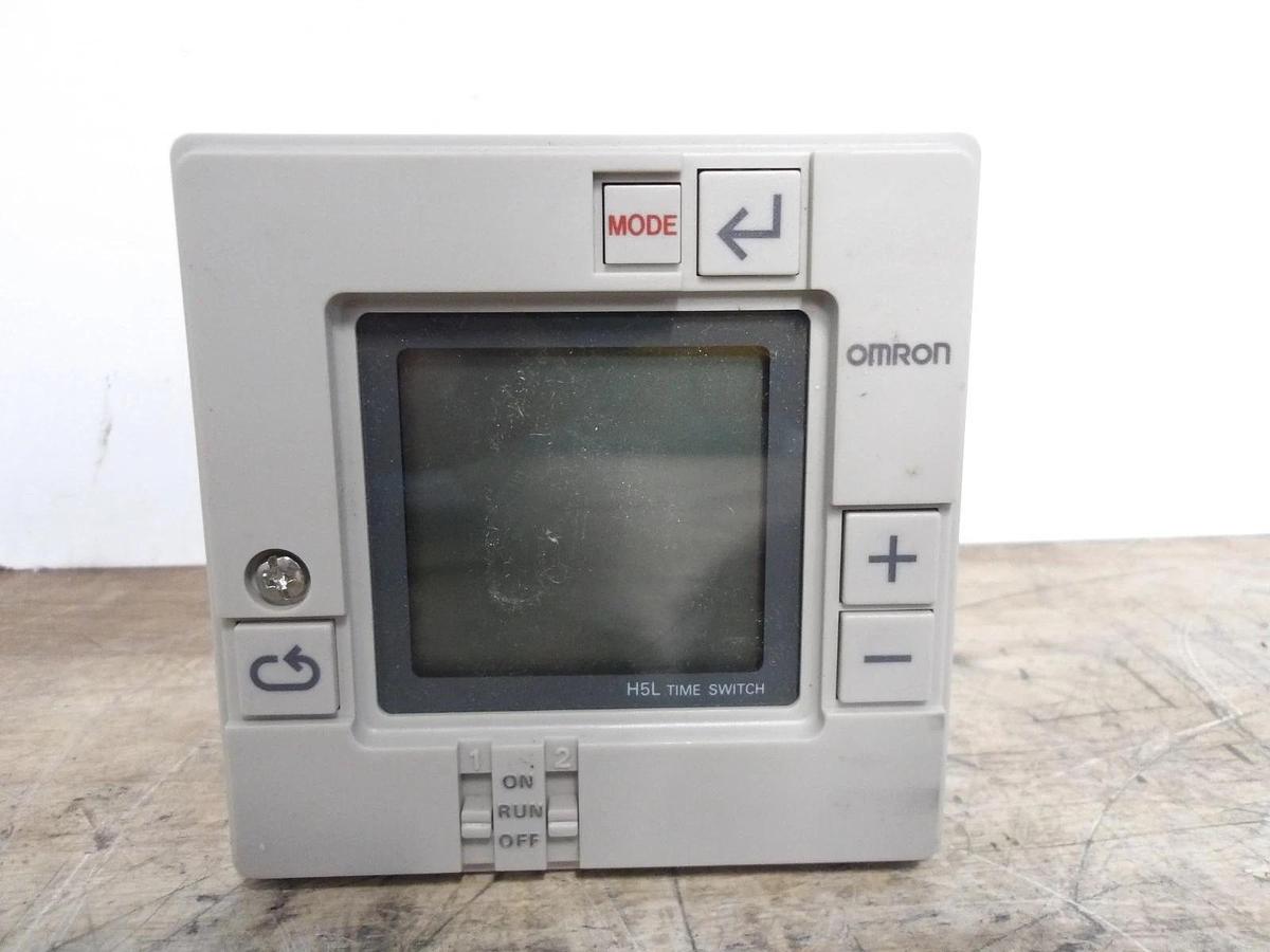 Used OMRON H5L-A TIME SWITCH, 12 A, #9191021G USED