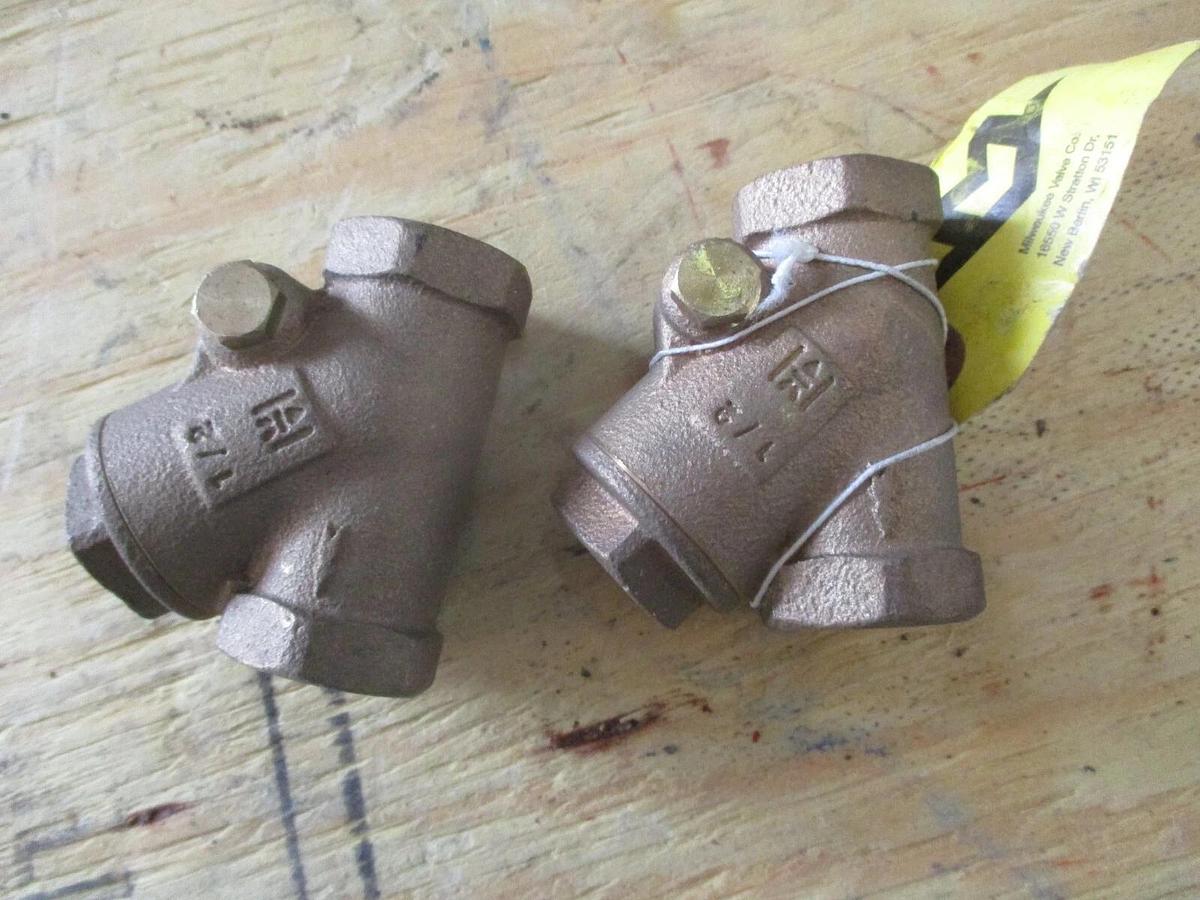 Used MILWAUKEE 1/2" BRONZE CHECK VALVE (LOT OF 2) #117232J NEW