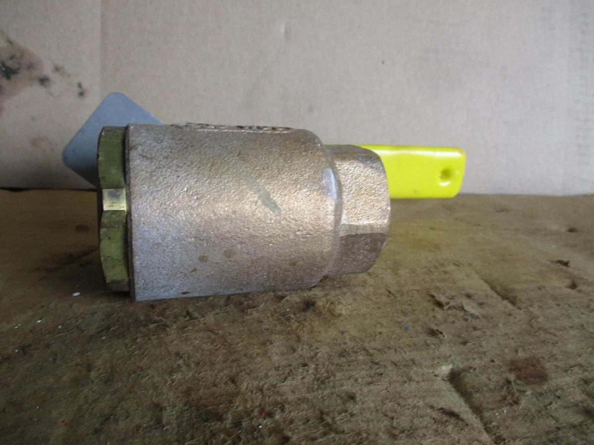 Used APOLLO 1" BRONZE BALL VALVE, #681136J NEW