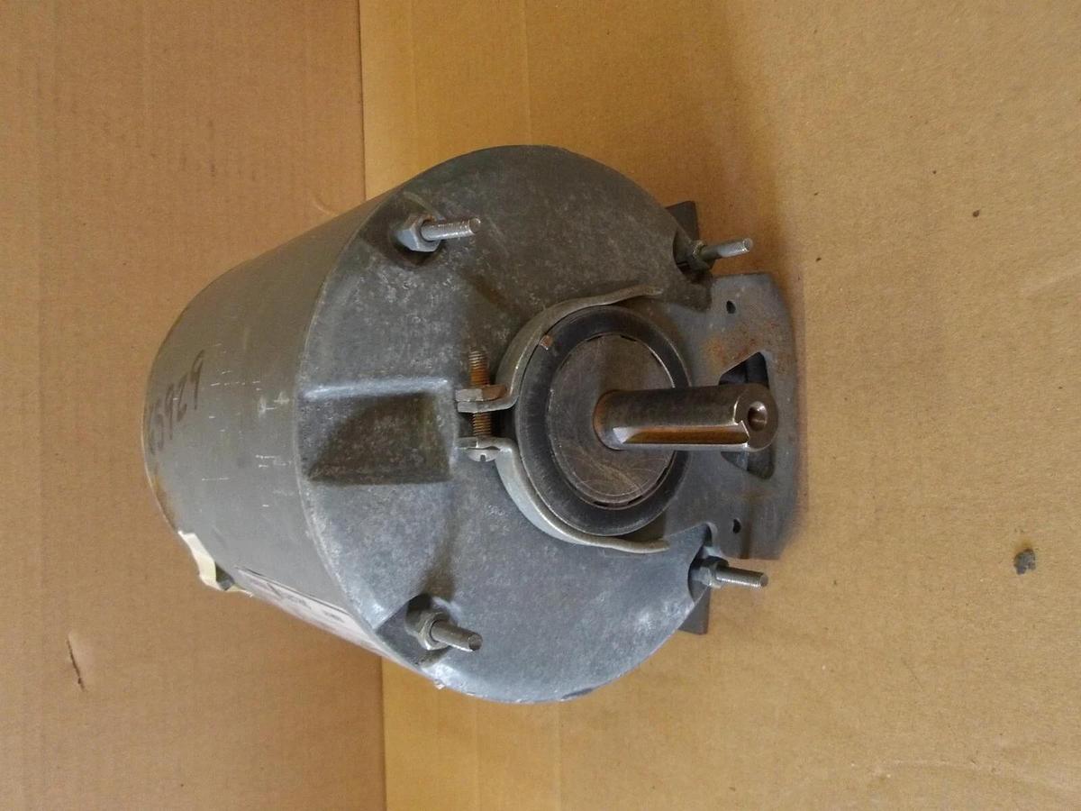 Used GENERAL ELECTRIC 1/4 HP AC MOTOR, FR 56, 1140 RPM, 115 V, PH 1, #1122915G NEW