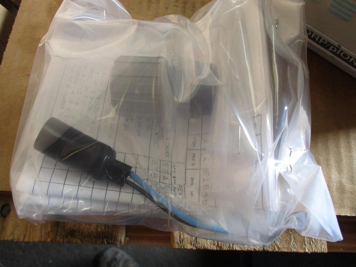 Used ABB TB82 PH TRANSMITTER, #4181226J USED