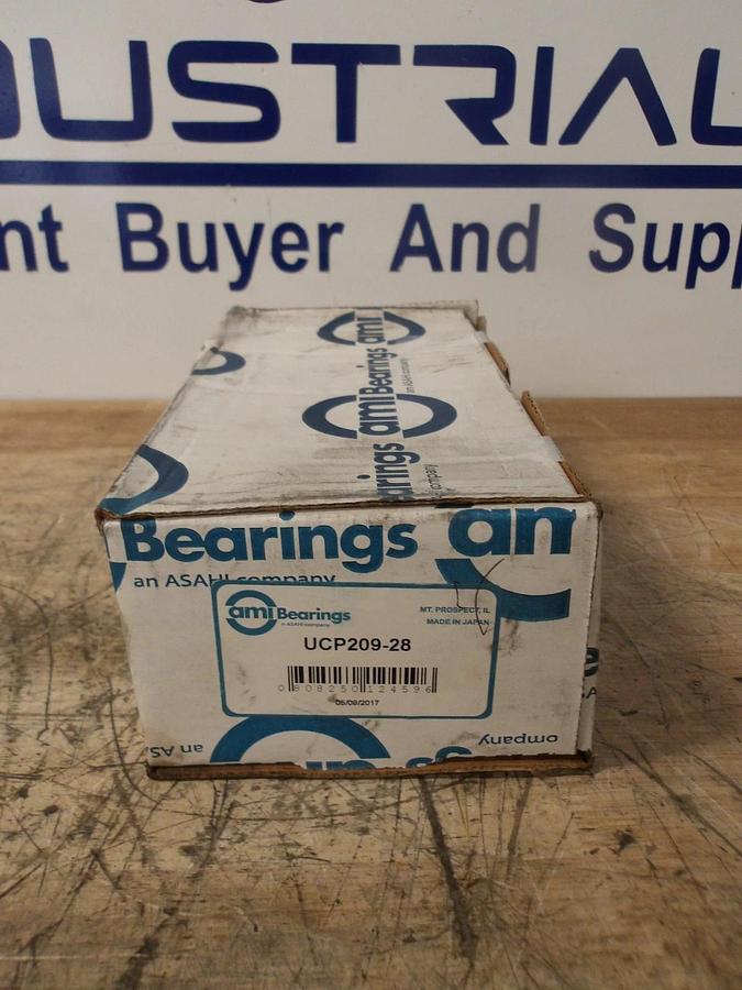 AMI UCP209-28 PILLOW BLOCK BEARING 1-3/4" BORE, #728113G NIB