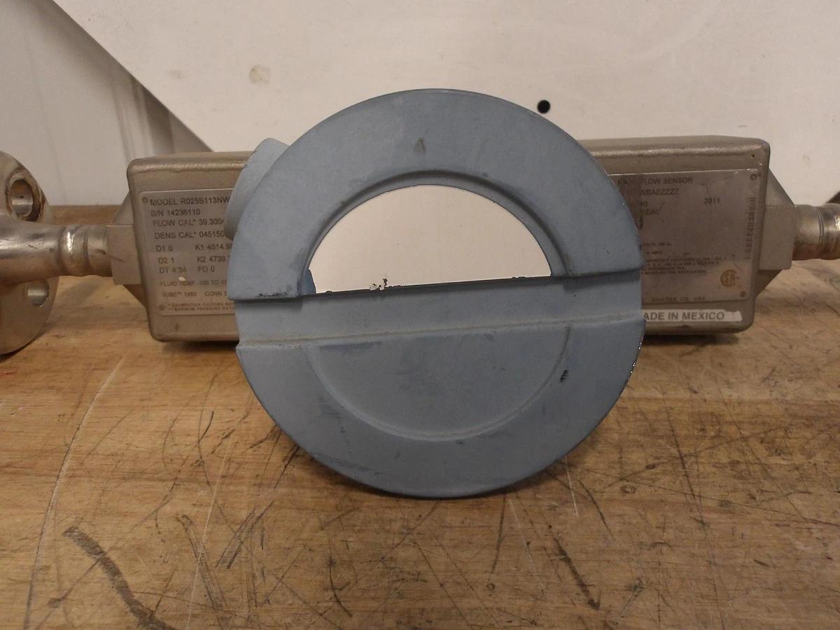 Used MICROMOTION R025S113NWBAEZZZZ MASS FLOW SENSOR, #8221121G USED