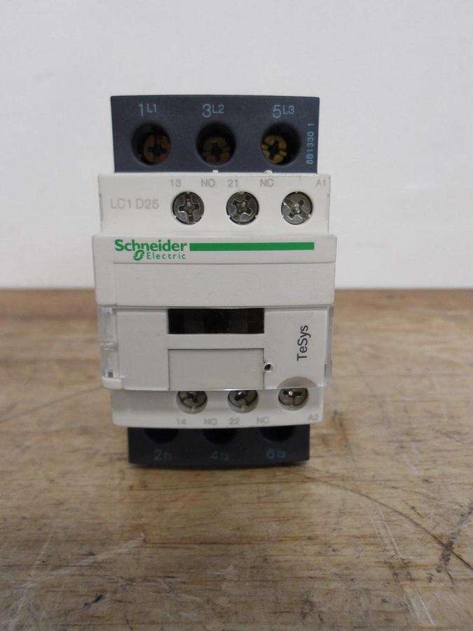 SCHNEIDER LC1-D25 AC CONTACTOR, #631040G NIB