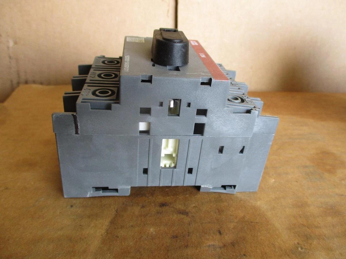 Used ABB OT30F3 GENERAL PURPOSE SWITCH 600 VAC/250 VDC, #4181133J NEW