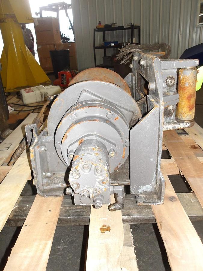 Used D&P 20BEF5L6G WINCH 20,000 LB, #84324G USED