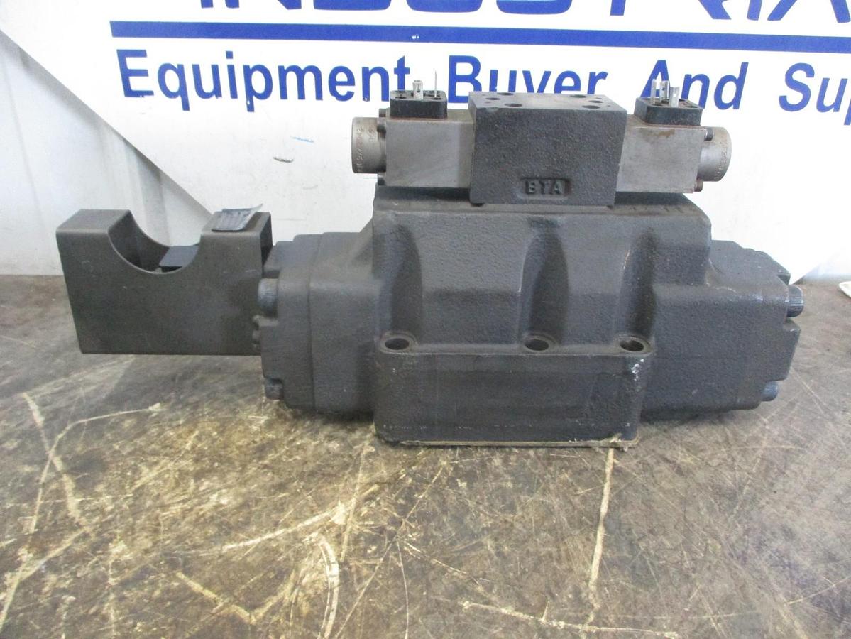 Used PARKER D81FSE01E4VXP010 PROPORTIONAL DIRECTIONAL VALVE, #828813J USED