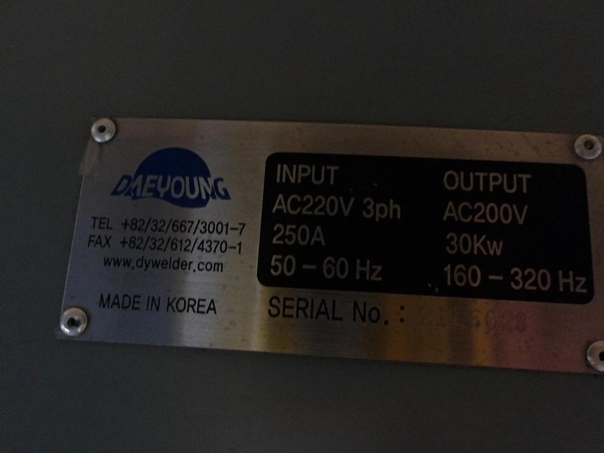 Used DAE YOUNG DVW-LV1 ULTRASONIC WELDER POWER SUPPLY 220 V, 250 A, #66850G USED