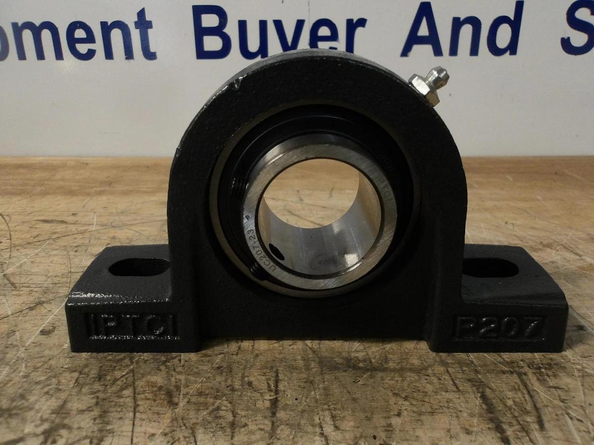 IPTCI UCP207-23 PILLOW BLOCK BEARING 1-7/16" BORE, #728304G NIB