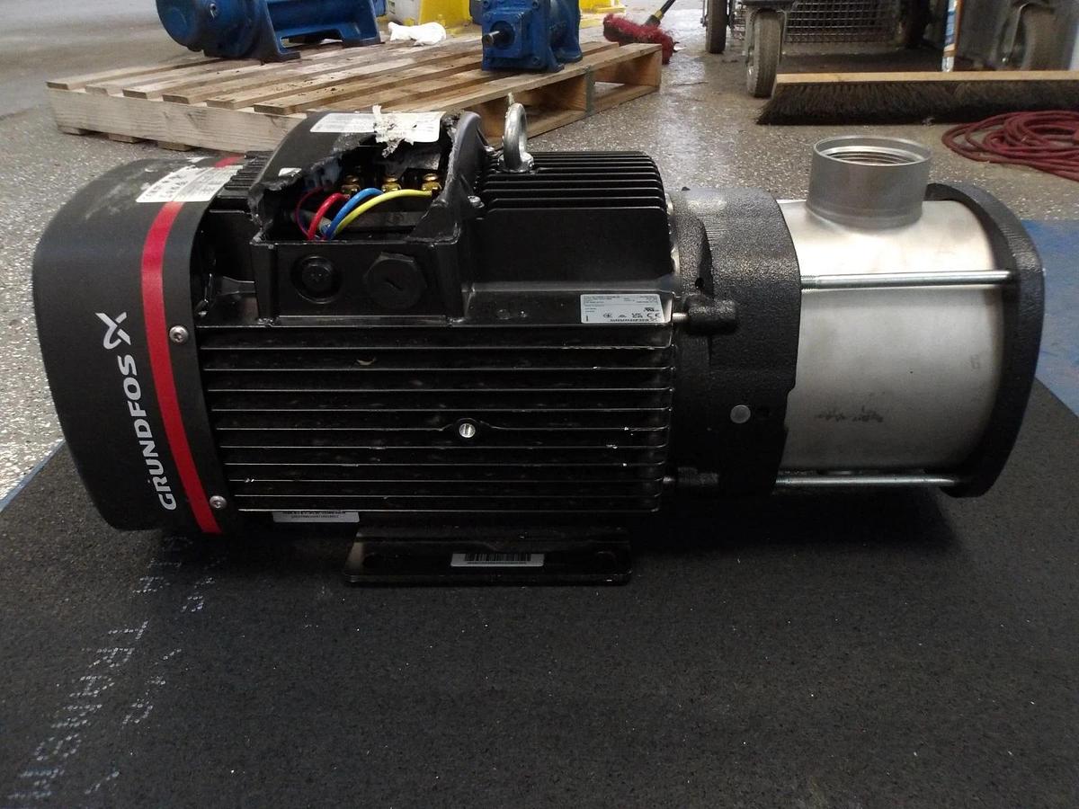 Used GRUNDFOS 2" PUMP, #6151008G NEW