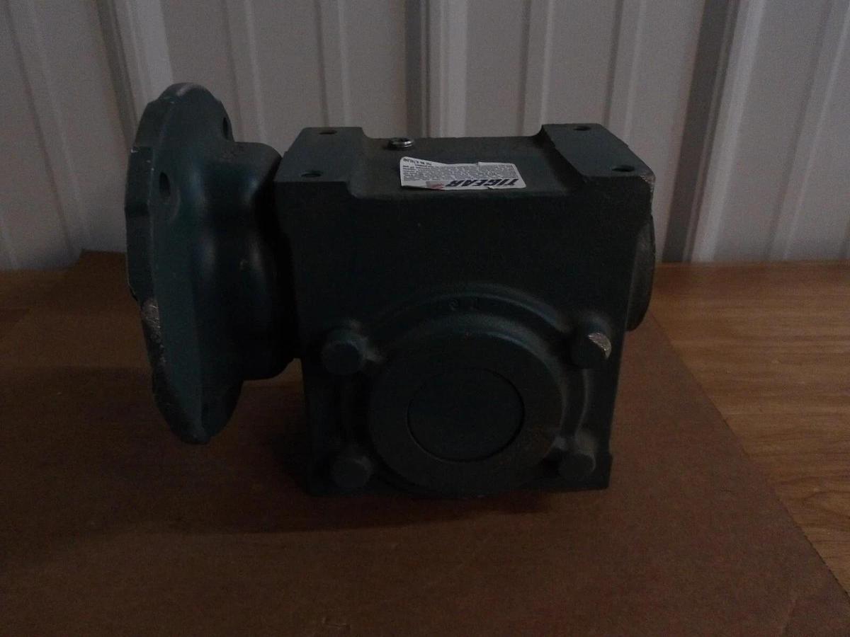 Used DODGE TIGEAR 20Q30L56 SPEED REDUCER, RATIO 30:1, #1171100G NEW