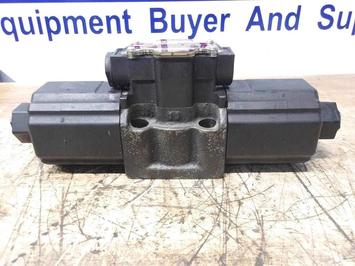 Used TOYOOKI HD3-3W-BGA-03B-WYD2 SOLENOID DIRECTIONAL VALVE, #23151G USED