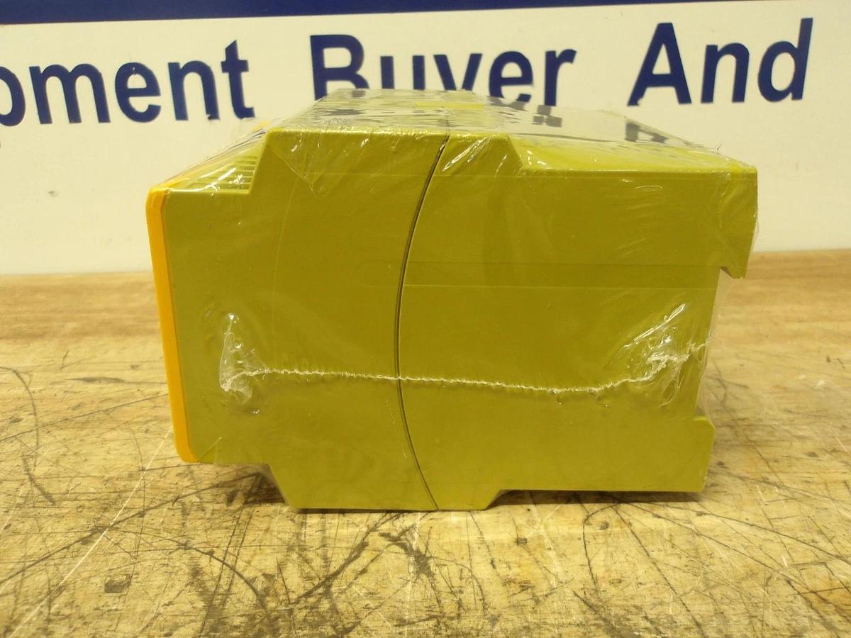 Used PILZ PU3Z RELAY MODULE 24 VDC, #430922G PARTS ONLY