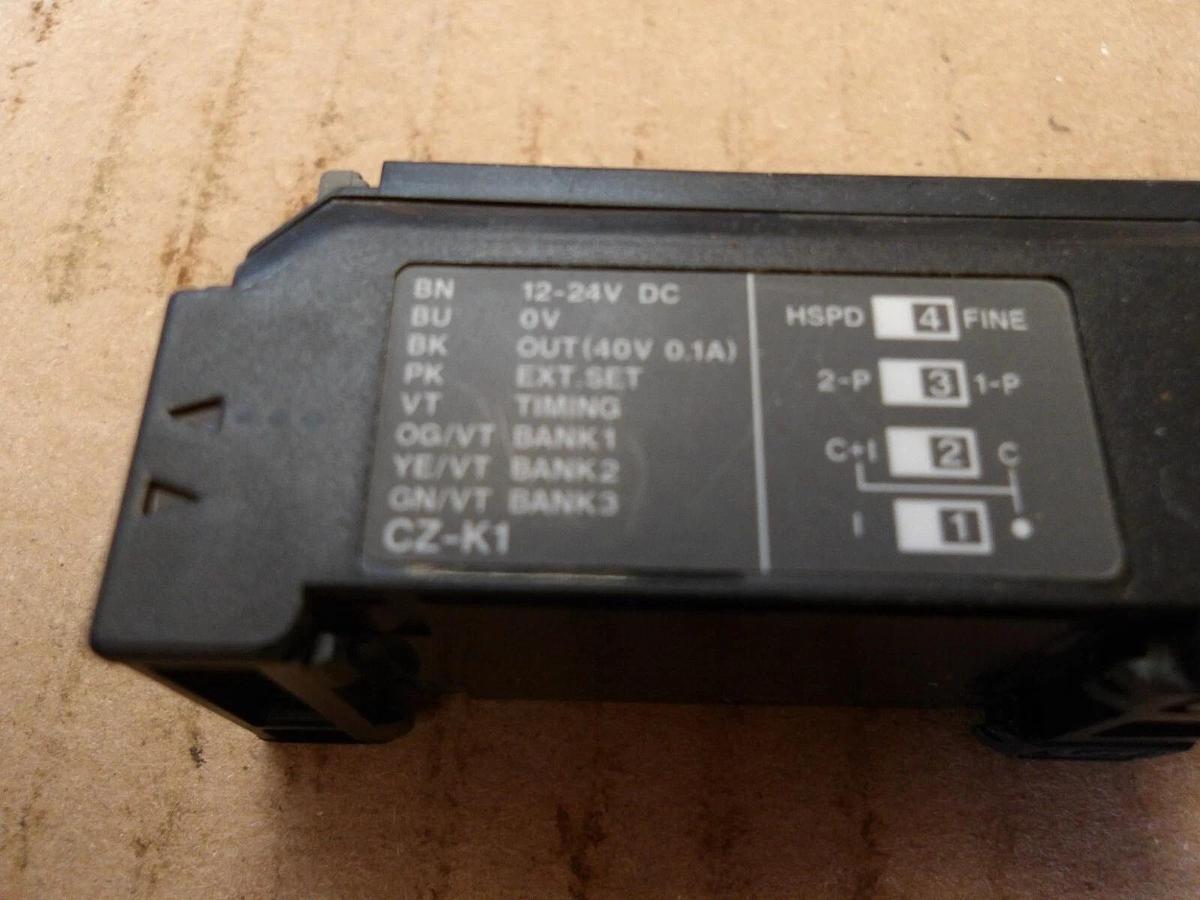 Used KEYENCE CZ-K1 DIGITAL FIBEROPTIC AMPLIFIER UNIT (LOT OF 2), #424250G USED