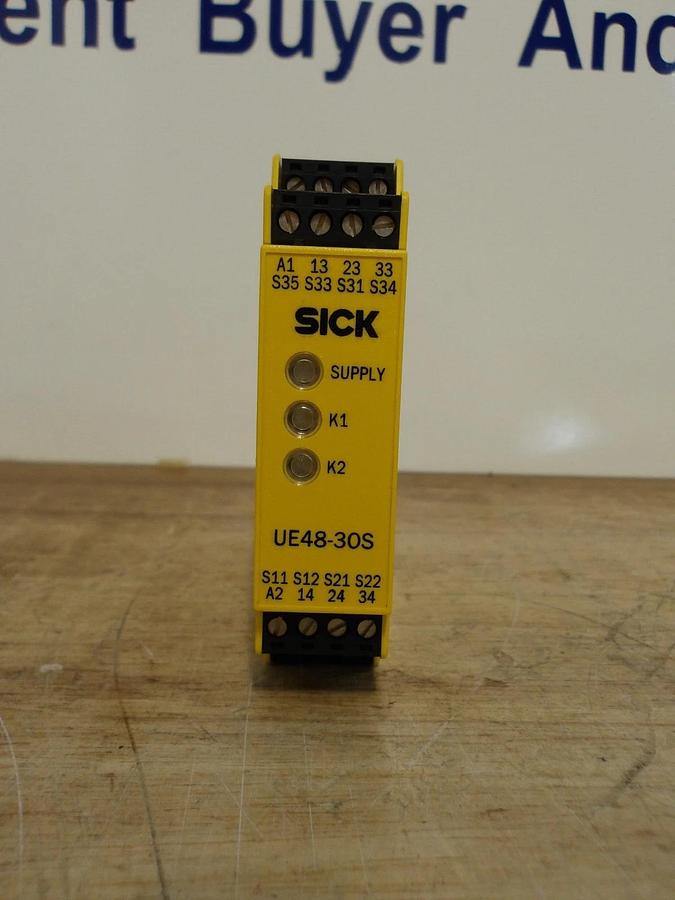 SICK UE48-30S3D2 SAFETY RELAY 24 V, #430136G NIB