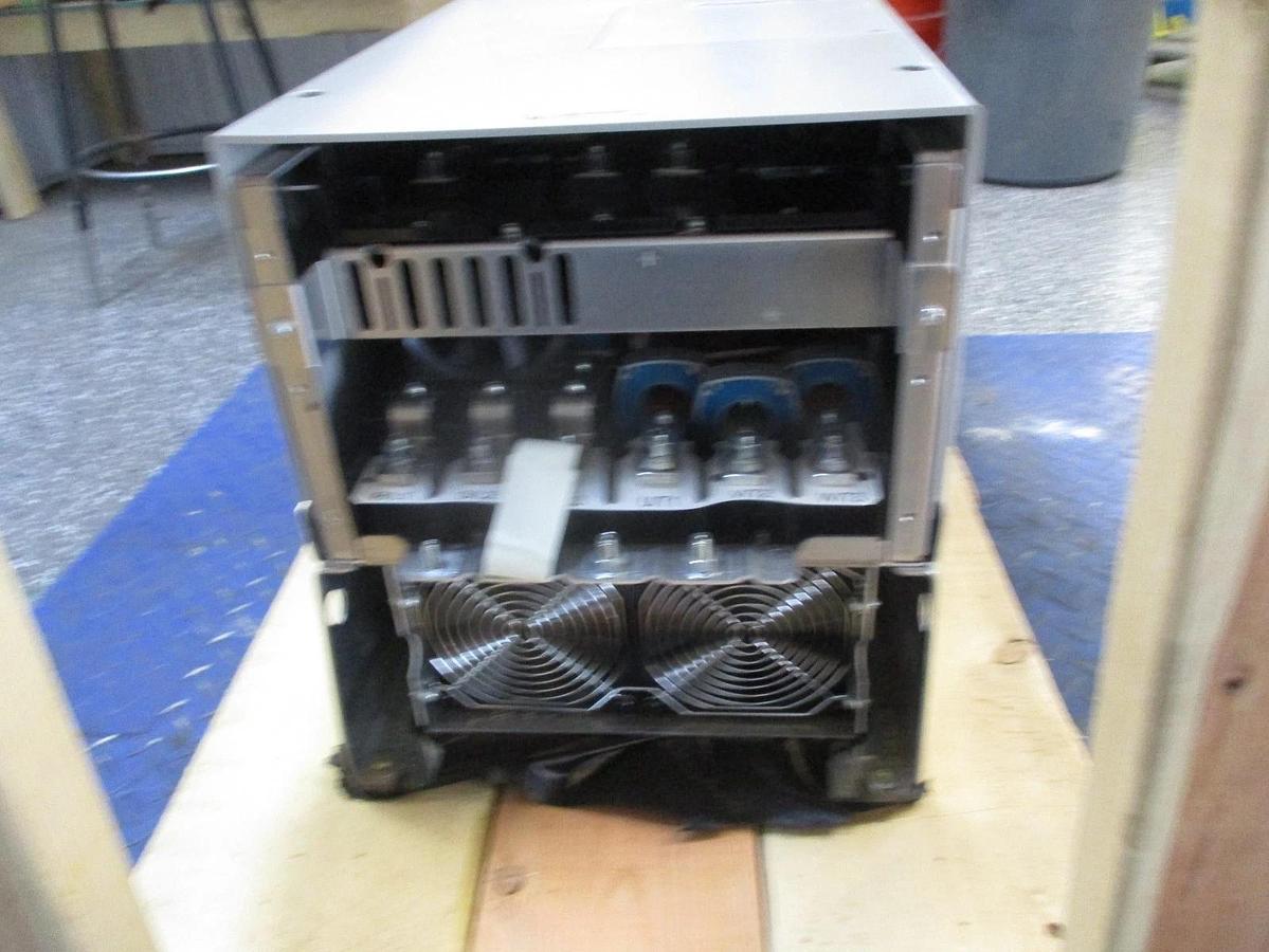 Used ALLEN BRADLEY POWERFLEX 755 DRIVE 150 HP, 20G1AN-D186JA0NNNNN, #331237J NEW