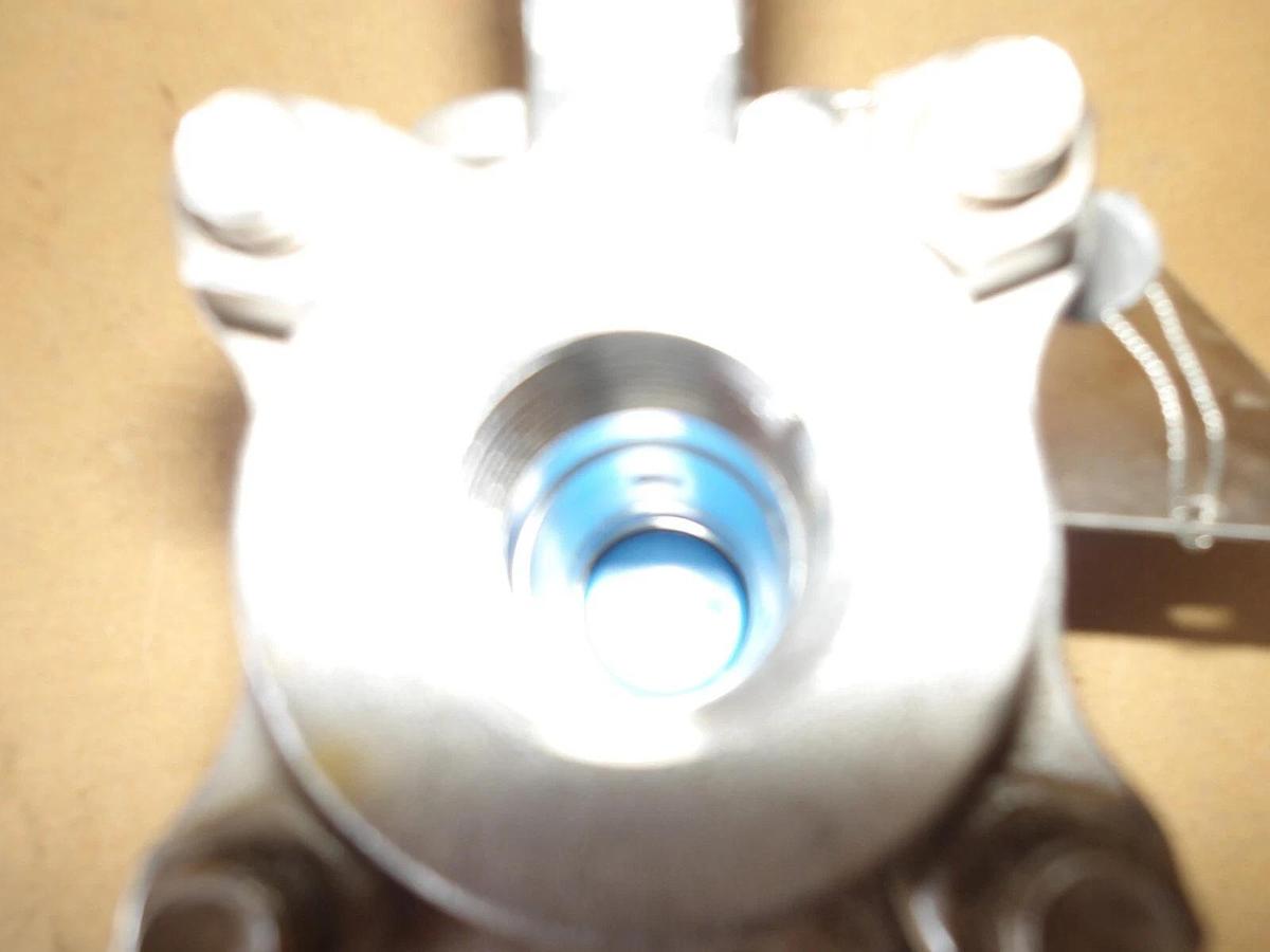 Used JAMESBURY 3/4" S/S BALL VALVE (THREADED) #6121215G NEW