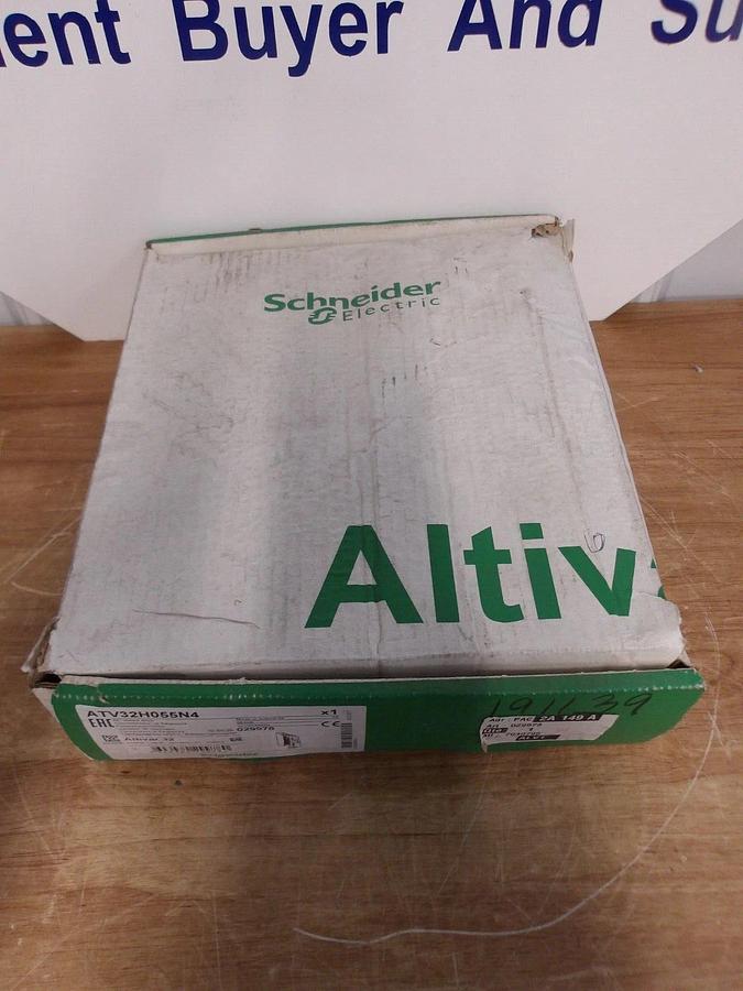 SCHNEIDER - TELEMECANIQUE - ALTIVAR 3/4 HP SPEED DRIVE, #2241020G NIB