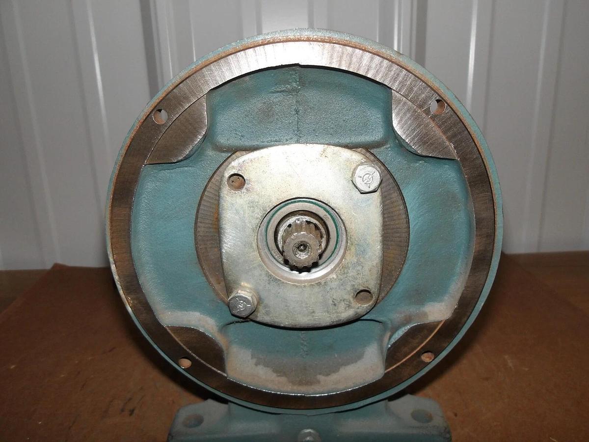 Used RELIANCE 1/2 HP MASTER XL SPEED REDUCER, RATIO 30:1, #1201042G NEW