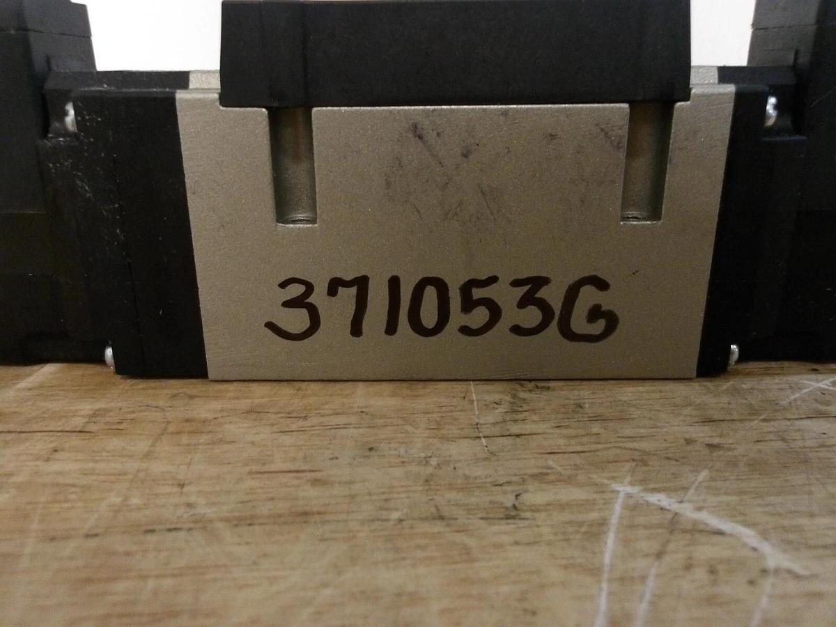 Used SMC VFS3600-5FZ PNEUMATIC SOLENOID VALVE, #371053G NEW