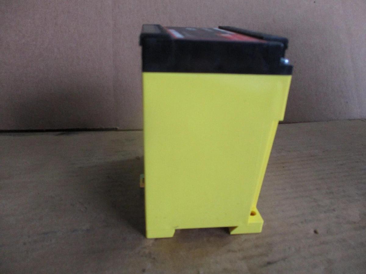 CUTLER HAMMER AGSHWCH120N10XS POWER LINE FILTER, #79303J NIB