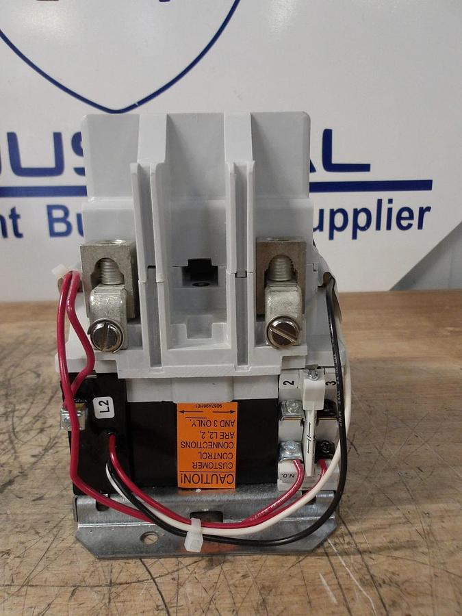 Used SIEMENS 100 AMP LIGHTNING CONTACTOR 480-600 V, #581210G NEW