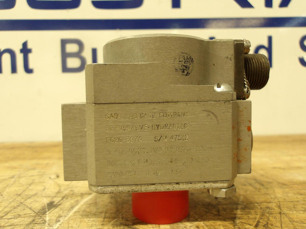 Used CADILLAC GAGE CO. FC26-397A SERVO VALVE, #91130G USED