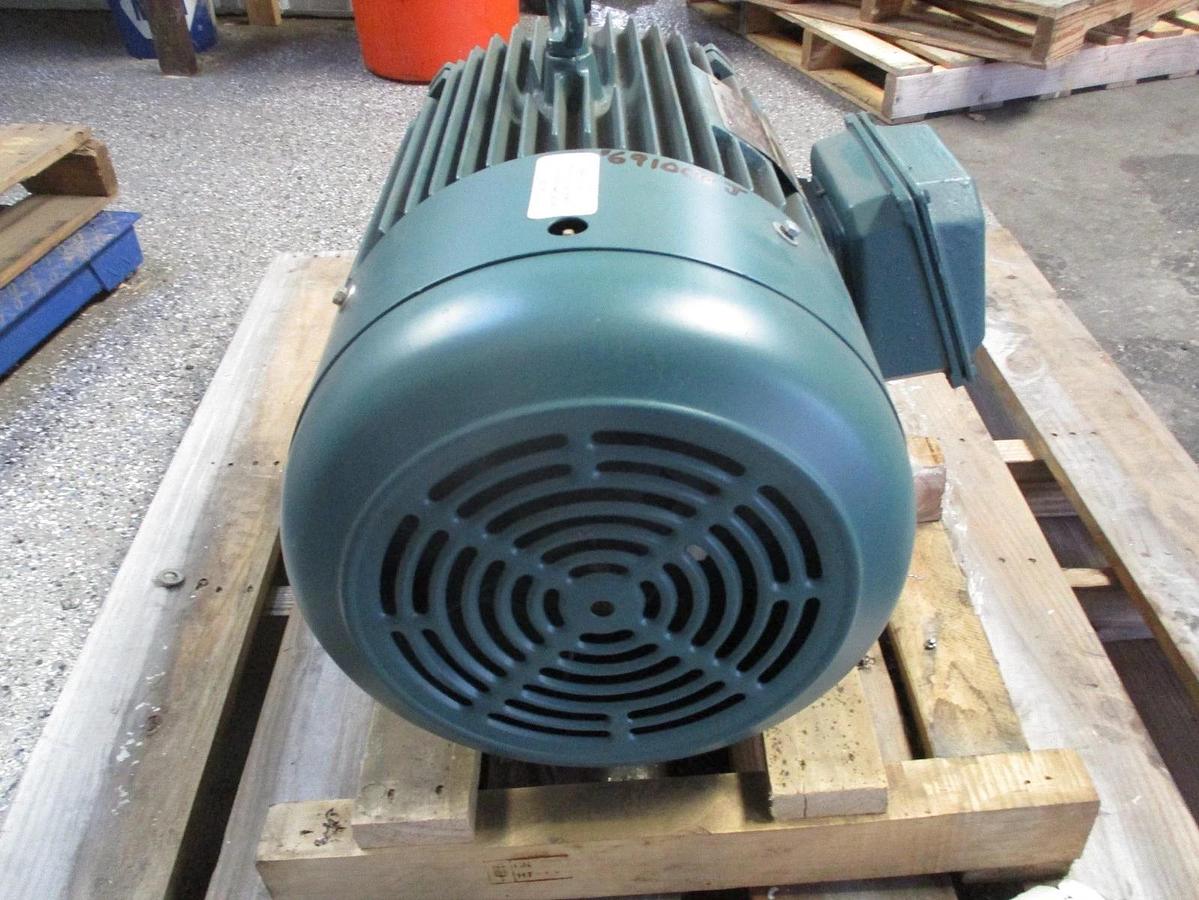 Used LEESON 30 25 HP MOTOR, FR 286T, 1770 1480 RPM, #691000J NEW