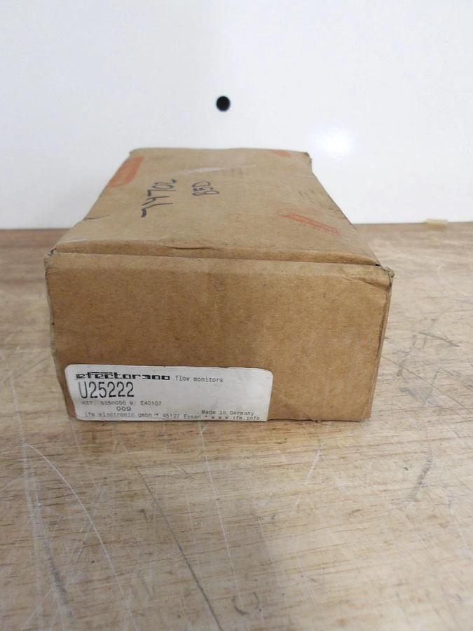 IFM EFECTOR U25222 300 FLOW METER, #428147G NIB