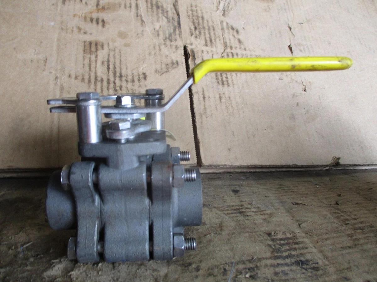 Used APOLLO 3/4" STEEL BALL VALVE 83A-141-01, #751127J NEW