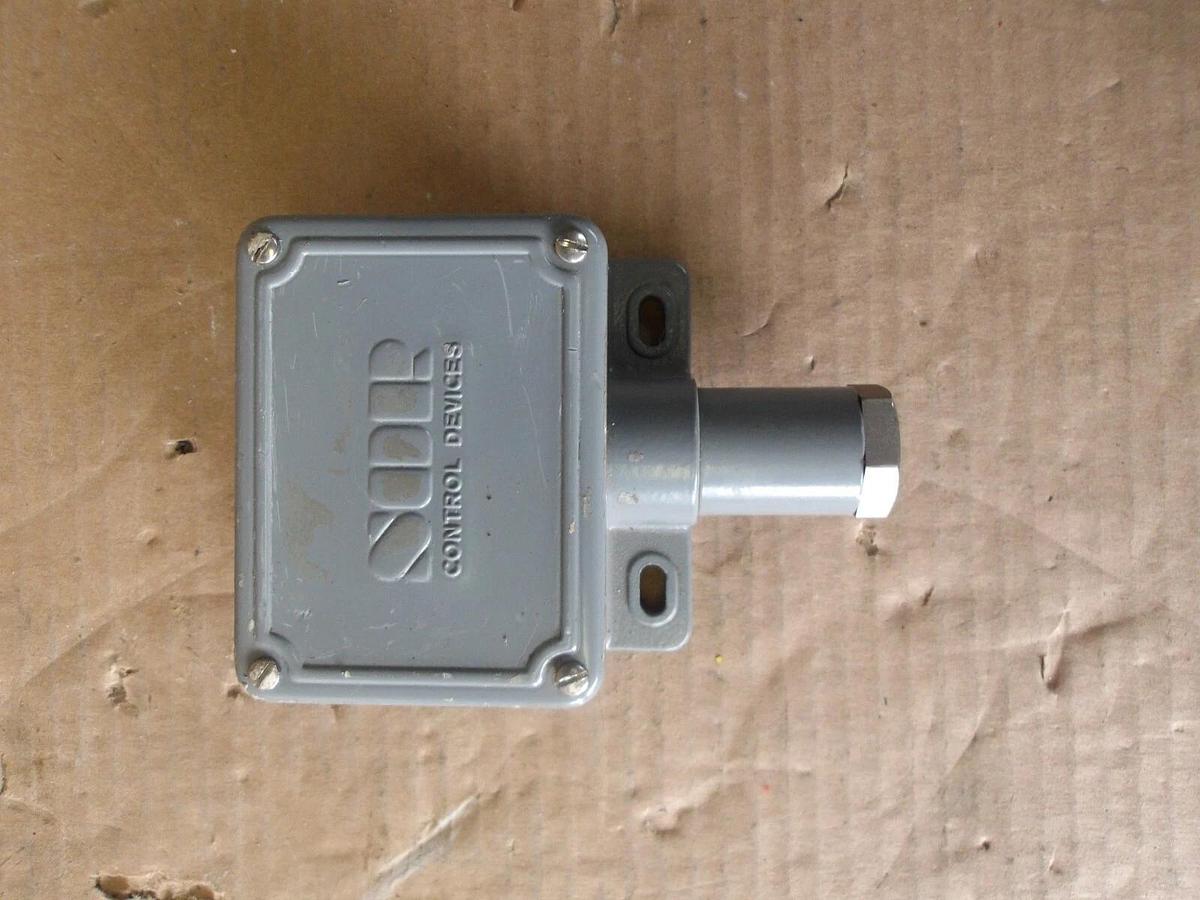 Used STATIC-O-RING 6NN-K3-N4-F1A-TT PRESSURE SWITCH, #79225G NEW