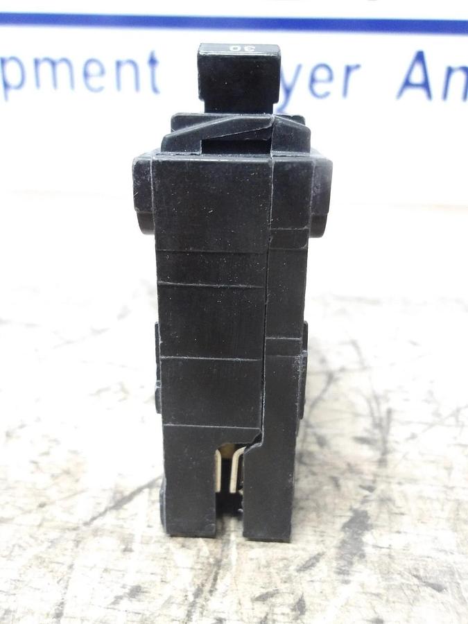 SIEMENS 30 AMP BREAKER 120-240 V, 1 PH (LOT OF 12) #781025G NIB