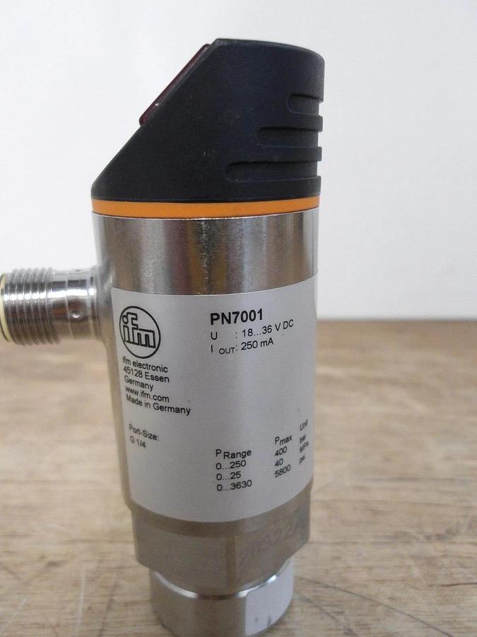 IFM PN7001 PRESSURE SENSOR SWITCH, #3211230G NIB