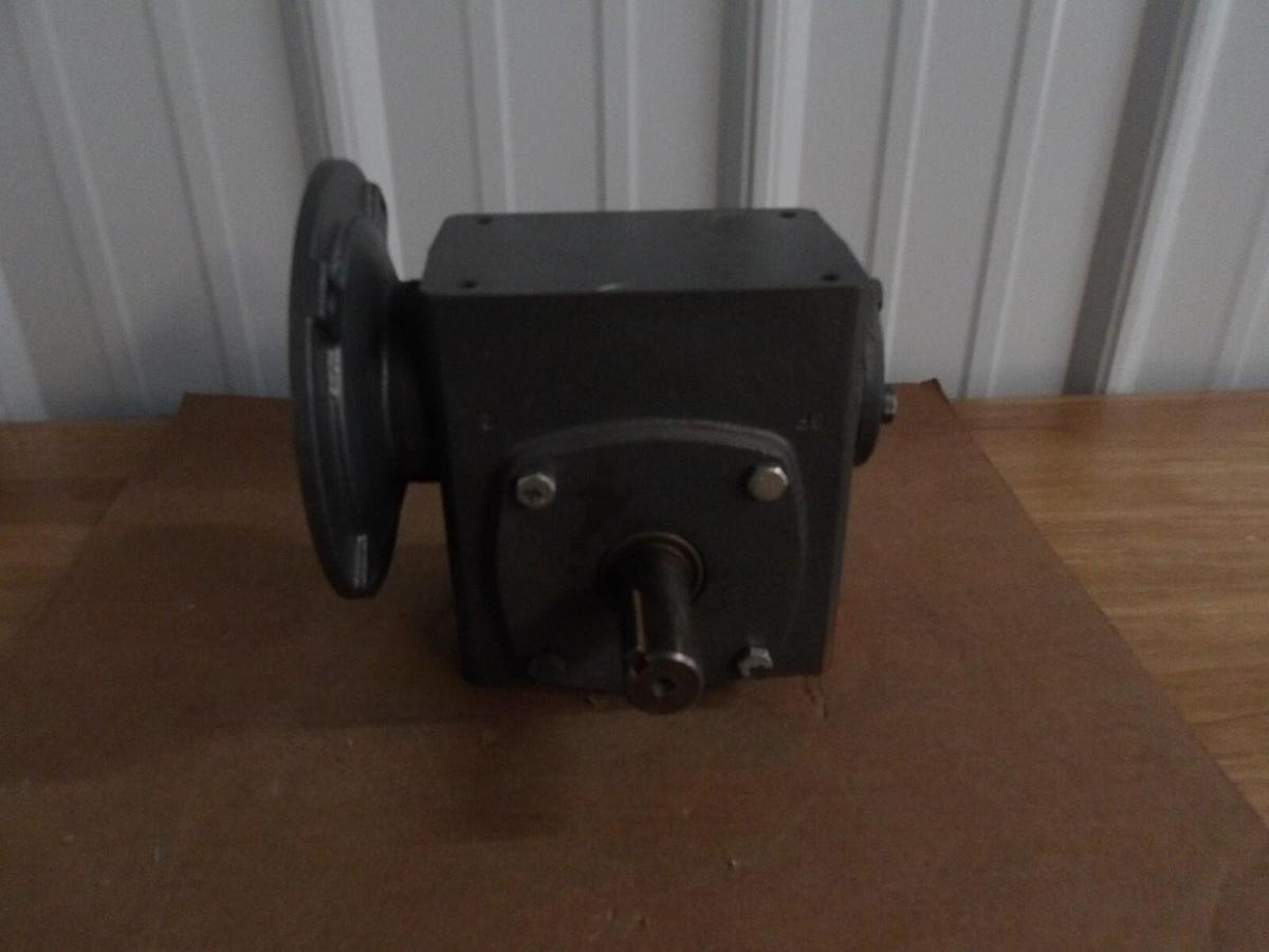 Used BALDOR P-010796 SPEED REDUCER, RATIO 30:1, #1171142G NEW