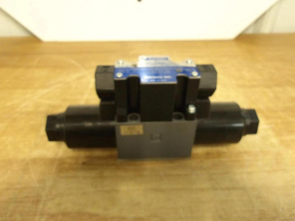 Used TOKIMEC DG4VC-3-0C-M-PS2-H-7-54 HYDRAULIC DIRECTIONAL CONTROL VALVE, #331043G