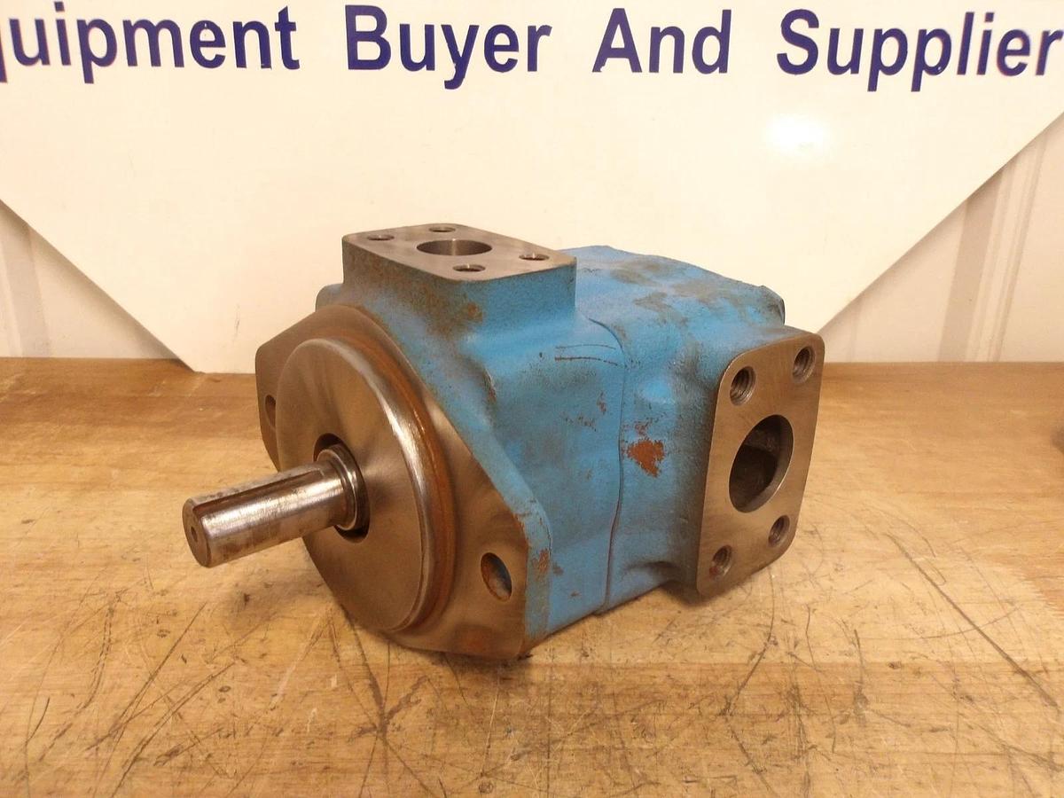 Used EATON VICKERS 25V14A-1D22R HYDRAULIC PUMP, #1081105G NEW