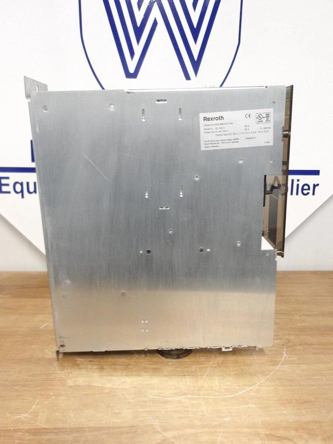 Used REXROTH INDRAMAT DDS02.2-W200-BE32-01-FW SERVO DRIVE CONTROLLER, #218300G NEW