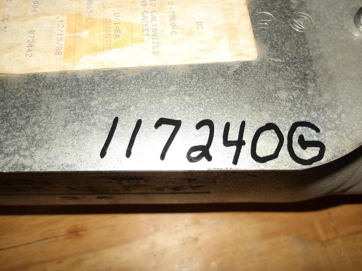 Used APPLETON 4" UNILET ELECTRICAL FITTING, #117240G NEW