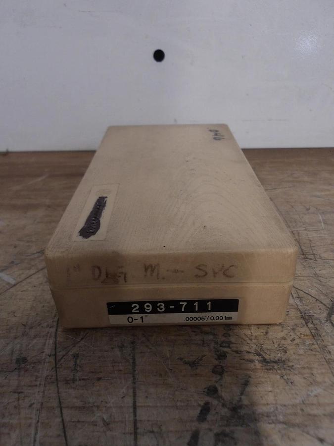 Used MITUTOYO 293-711 DIGITAL MICROMETER, #813205G USED