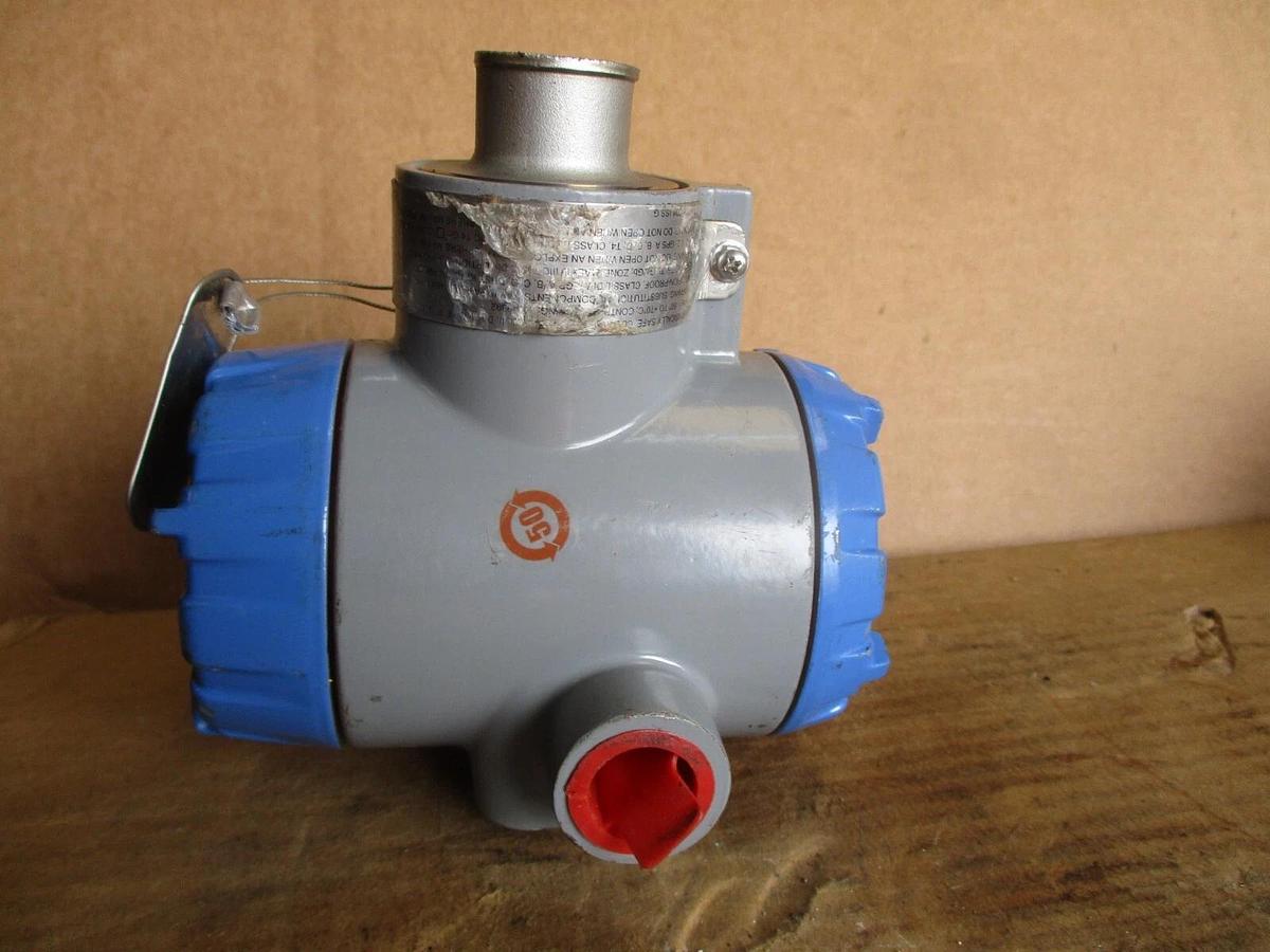 Used HONEYWELL ST 700 PRESSURE TRANSMITTER, #717255J NEW