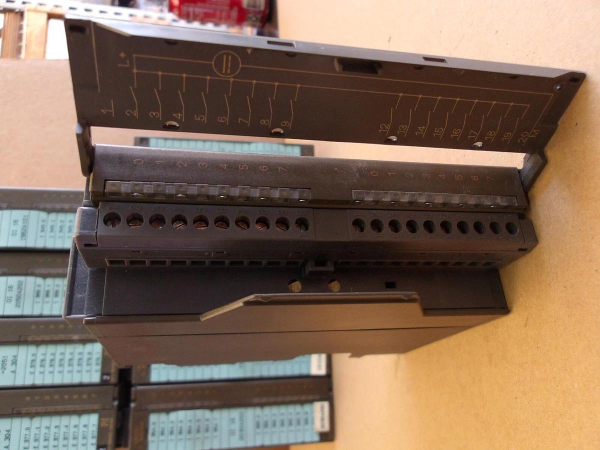 Used SIEMENS SIMATIC S7 INPUT MODULES (LOT OF 10), #4241106G USED
